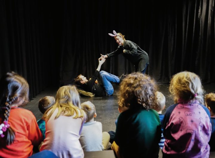 Fra Impuls Til Konseptuell Id I Egenskapt Barneteater Unge Viken Teater fra-impuls-til-konseptuell-id-i-egenskapt-barneteater-unge-viken-teater